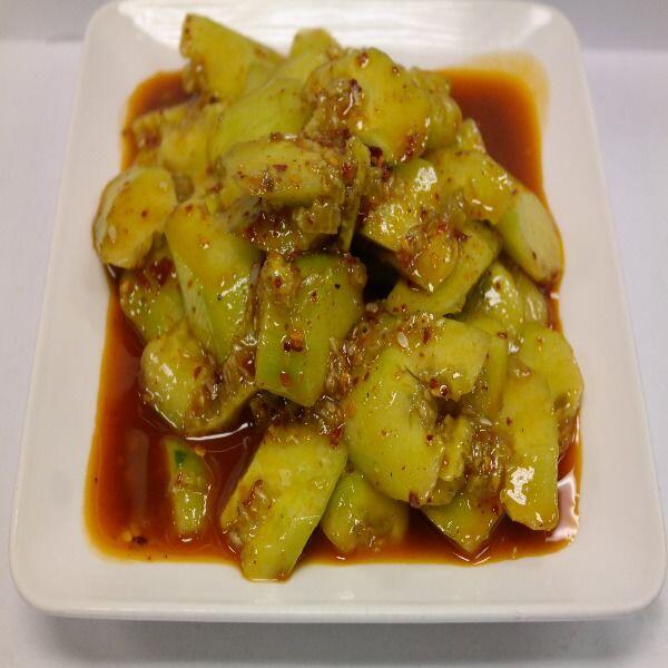 026 Cucumber w.Chili & Vinegar Sauce (Spicy)