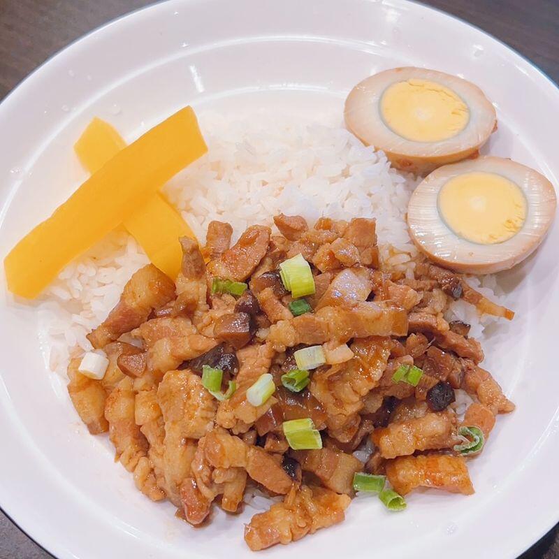 Taiwanese Braised pork over rice