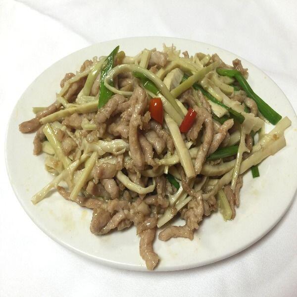 092 Sauteed Shredded Pork w.Bamboo Shoots (Spicy)
